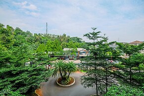 Strategic and Comfortable 2BR at Podomoro Golf View Apartment