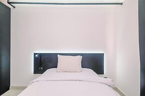 Luxury 2BR Apartment at Pejaten Park Residence with Bathtub