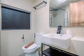 Luxury 2BR Apartment at Pejaten Park Residence with Bathtub