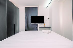 Luxury 2BR Apartment at Pejaten Park Residence with Bathtub