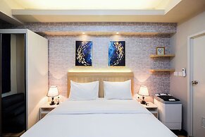 Brand New and Fresh Studio Podomoro Golf View Apartment