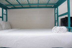 Comfort Studio Apartment for 4 Pax at Podomoro Golf View