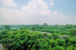 Fully Furnished with Cozy Design 2BR Podomoro Golf View Apartment