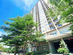 Tidy and Warm 2BR at Podomoro Golf View Apartment