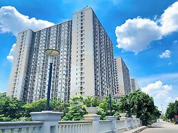 Tidy and Warm 2BR at Podomoro Golf View Apartment