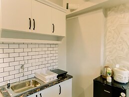 Good and Homey 2BR Apartment Podomoro Golf View