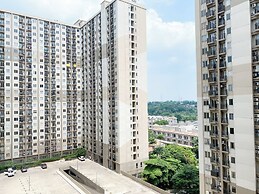 Warm and Homey Studio at Podomoro Golf View Apartment