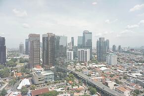 Cozy and Minimalist Studio Room at Ciputra World 2 Apartment