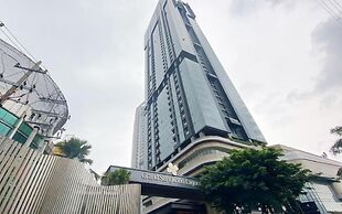 Spacious Combined 3BR Grand Sungkono Lagoon Apartment