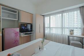 Comfy and Restful Studio at Springlake Summarecon Bekasi Apartment