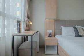 Comfy and Restful Studio at Springlake Summarecon Bekasi Apartment