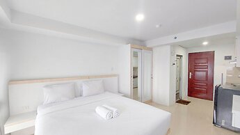Relaxing Studio Apartment at Mansyur Residence