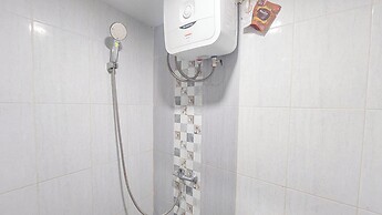 Relaxing Studio Apartment at Mansyur Residence