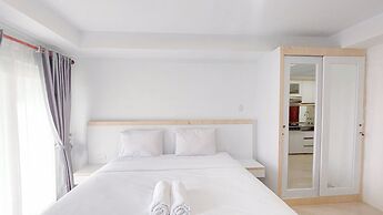 Relaxing Studio Apartment at Mansyur Residence