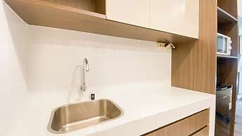 Good Choice and Comfy Studio Tokyo Riverside PIK 2 Apartment