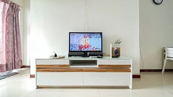 Best View 2BR Green Bay Condominium Apartment