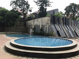 Stunning Studio Apartment at La Hub City