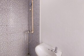 Minimalist and Homey Studio (No Kitchen) Apartment Aeropolis Residence