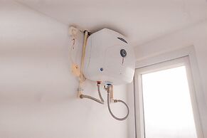 Minimalist and Homey Studio (No Kitchen) Apartment Aeropolis Residence