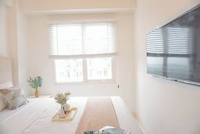 Modern Furnished and Homey 2BR at Podomoro Golf View Apartment