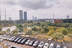 Nice and Comfy 2BR Apartment At Silkwood Residence