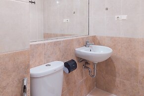 Nice and Comfy 2BR Apartment At Silkwood Residence