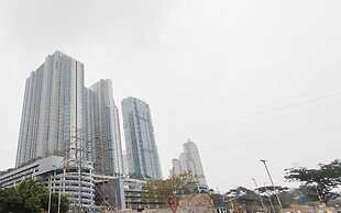 Modern and Comfortable Studio at Benson Supermall Mansion Apartment