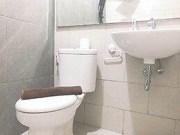 Modern and Comfortable Studio at Benson Supermall Mansion Apartment