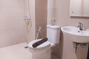 Spacious and Homey Studio Room Paramount Skyline Apartment