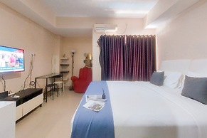 Spacious and Homey Studio Room Paramount Skyline Apartment