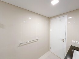 Spacious and Modern Studio SOHO Apartment at VieLoft SOHO and SKY Resi