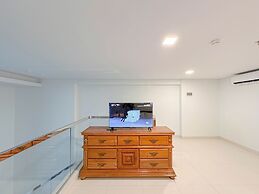 Spacious and Modern Studio SOHO Apartment at VieLoft SOHO and SKY Resi