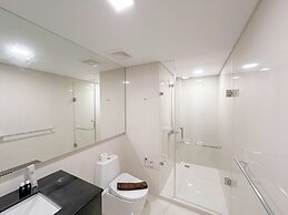 Spacious and Modern Studio SOHO Apartment at VieLoft SOHO and SKY Resi