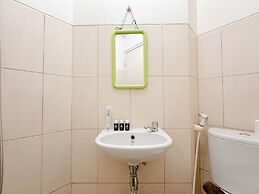 Modern Studio and Chic at Pavilion Permata Apartment