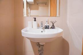 Comfortable Studio Room at Gateway Park LRT City Bekasi