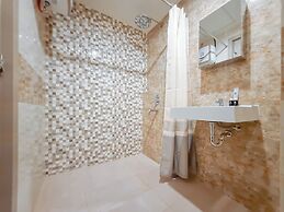 Tranquil and Modern Studio Mataram City Apartment