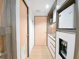 Comfortable and Homey Studio at The Alton Apartment