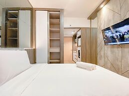 Comfortable and Homey Studio at The Alton Apartment