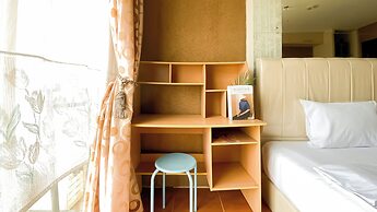 Cozy and Minimalist Studio Apartment Mangga Dua