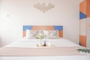 Homey Studio at Riverview Jababeka Apartment