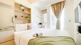 Cozy Living and Homey Studio at Apartment Tokyo Riverside PIK 2