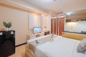 Nice and Comfy Studio at Cinere Resort Apartment