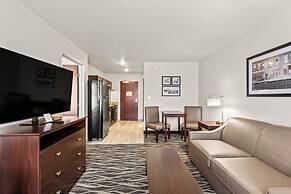 Cobblestone Hotel & Suites - Foley