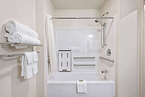 Cobblestone Hotel & Suites - Foley