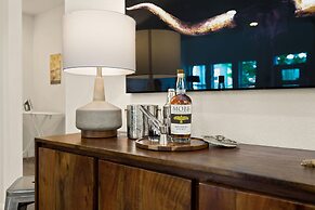 The Colorado House in Old Town Brewery District