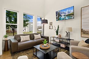 The Colorado House in Old Town Brewery District