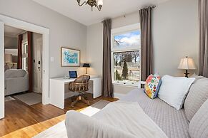 City Park Charm - Vintage Home w/ Modern Comforts