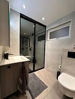 Modern Apartement With Parking