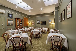 American Hotel Creswick