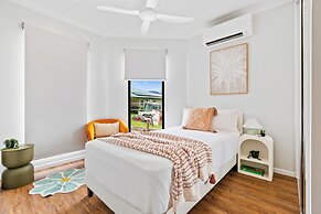 Comfortable 3-Bedroom Home Near City